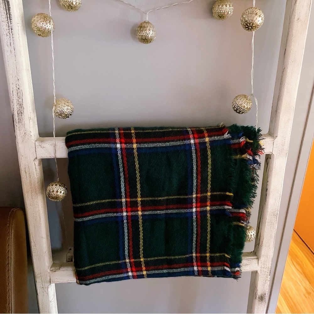 Plaid Holiday Blanket Scarf Green and Red